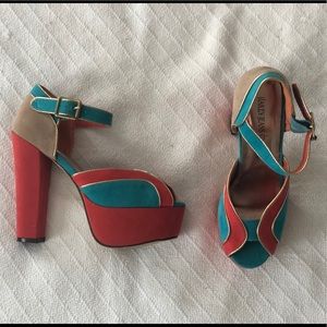 Coral platform shoes